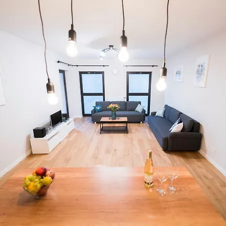 Aparthotel New - Zone - Old Town - Angel River *